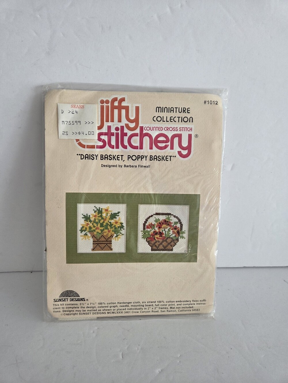 Jiffy Stitchery Miniature Collection 'Daisy Basket, Poppy Basket'